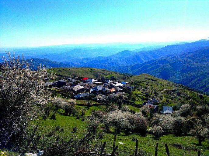 dimsum reizen iran trekking van filband naar alimestan bouwsteen wandelen reis