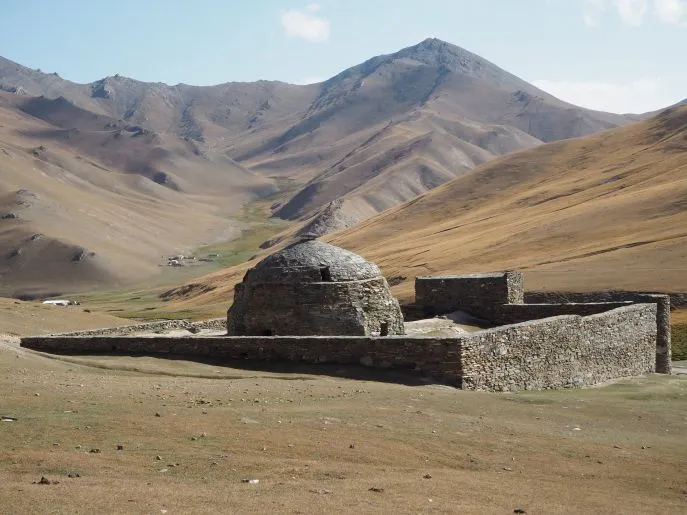 9 dimsum kirgizstan avontuurlijke rondreis tash rabat